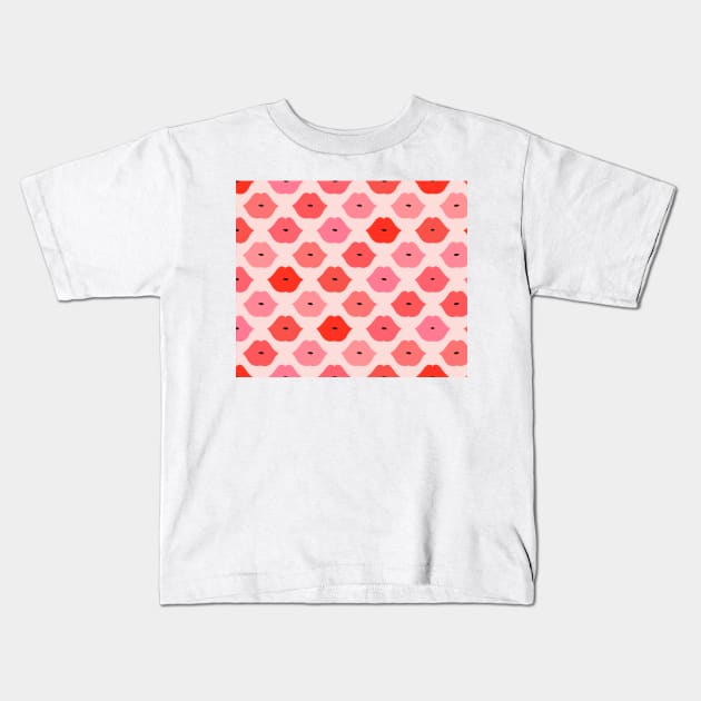 LIPS Kids T-Shirt by timegraf